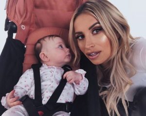 Instagram @FerneMcCann