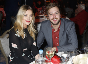 Iain Stirling and Laura Whitmore (Credit: Fameflynet)