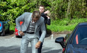 Lachlan prepares to kill Freddy 