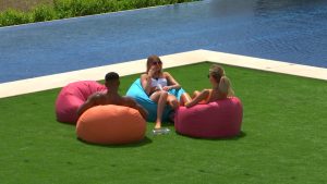 Love Island Hayley and Eyal (Credit: ITV2)