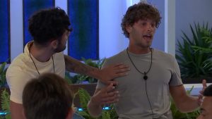 Love Island (Credit: ITV2)