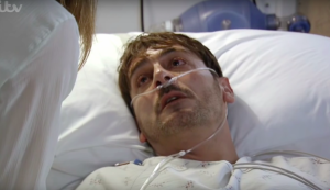 Carla and Peter talk in hospital in Coronation Street