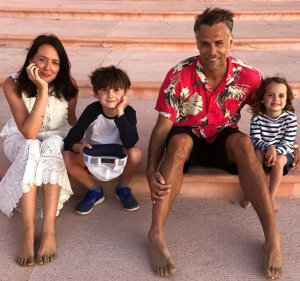Richard Bacon and his family