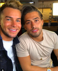  kemcetinay Instagram chris hughes