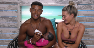 Love Island (Credit: ITV2)