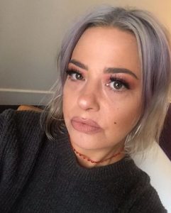 Lisa Armstrong sports lilac hair and nude lips in Instagram pic 