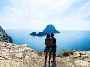 Lucy Mecklenburgh Ryan Thomas Instagram