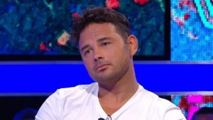 Emma Willis interviews Ryan Thomas
