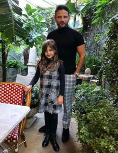 Ryan Thomas and daughter Scarlett