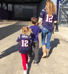 Gisele Bündchen with her kids