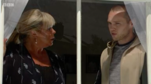 Sharon and Keanu discuss their blackmailer 