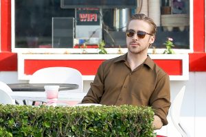 Ryan Gosling takes a coffee break on the set of 'La La Land'
