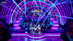 strictly tess daly claudia winkleman