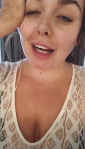 She revealed her sleepiness on Instagram Stories