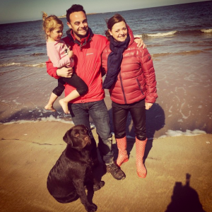 lisa armstrong ant mcpartlin (credit: lisaamkup Instagram)