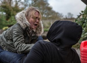 Vanessa stabbed in Emmerdale 