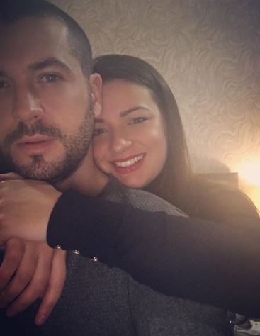 Instagram @sophieaustin84