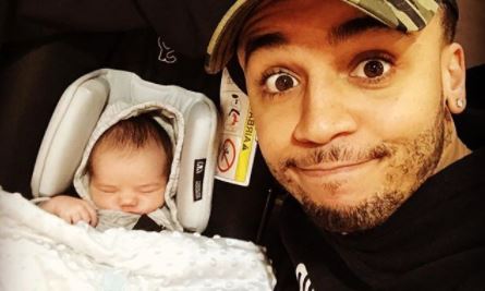 Instagram @astonmerrygold