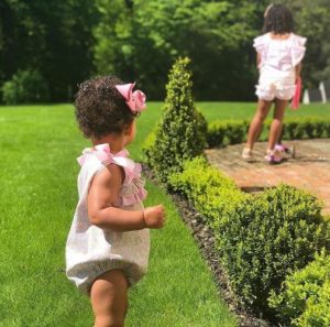 Instagram @rochellehumes