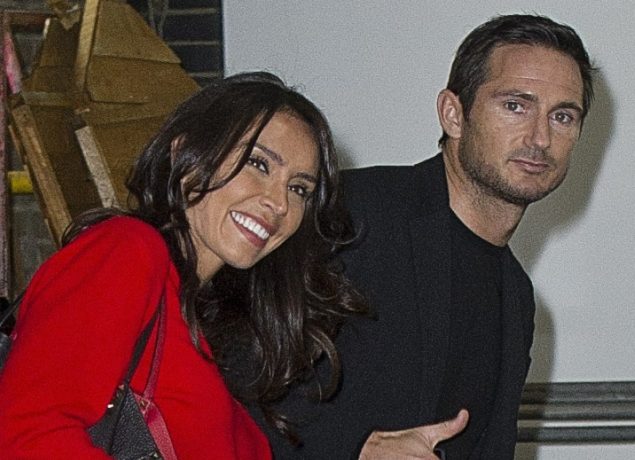 AMP / FameFlynet.uk.com