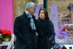 Michelle and Robert will soon be leaving the cobbles (Credit: ITV)