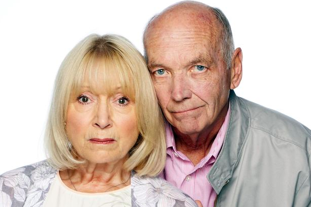 EastEnders fans call for the return of Les and Pam Coker as Ted Murray 'dies'