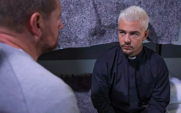 Joel to murder Pete Bchanan in prison in Hollyoaks?