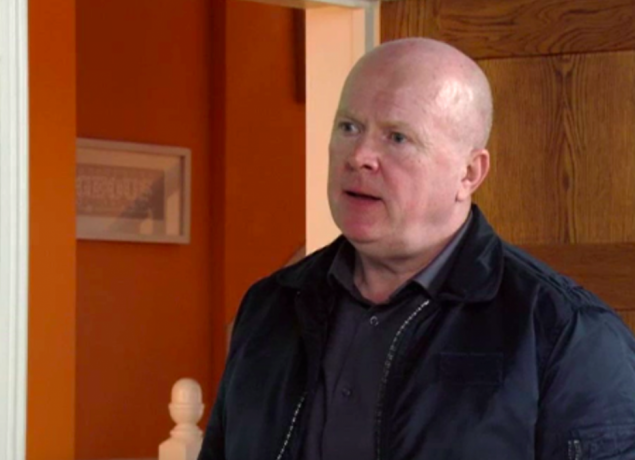 EastEnders SPOILER: Phil Mitchell in danger as evil Ray Kelly makes fiendish plan