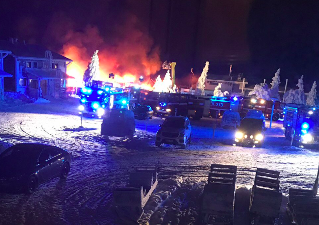 (credit: @cautionspoilers Twitter)