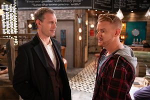 Gary and Nick talk in Coronation Street 