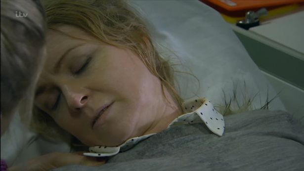 Vanessa stabbed Emmerdale