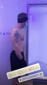 James enters the Cryo chamber