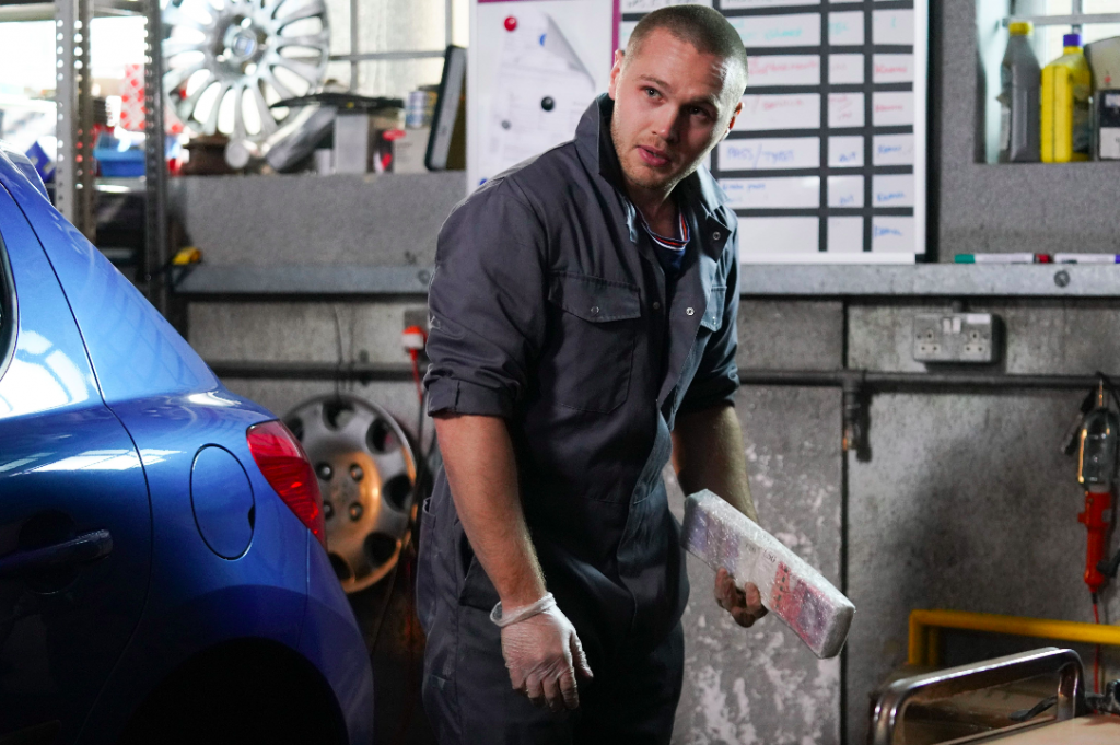 EastEnders SPOILER: Keanu Taylor makes horrifying discovery about Phil Mitchell