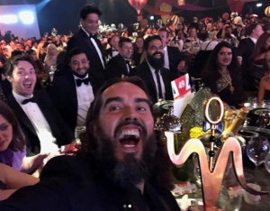 Russell has a laugh at The Curry Awards