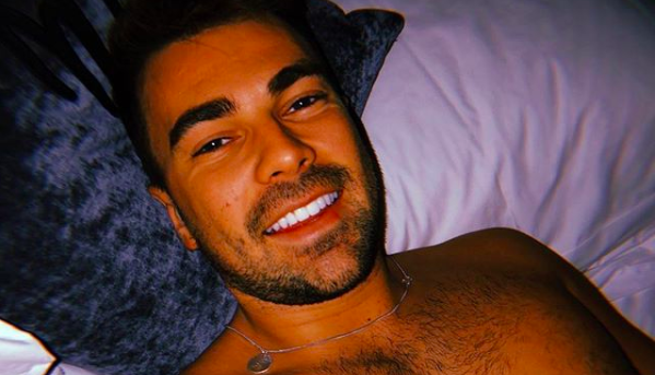 (Credit: samrobertbird Instagram)