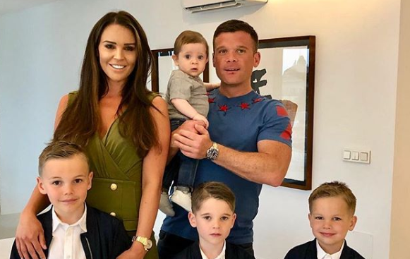 DAnielle Lloyd, her boyfriend and four kids