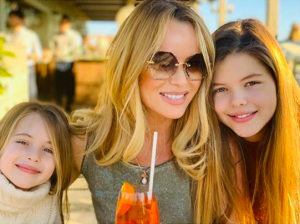 (Credit: noholdenback Instagram)