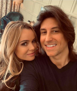 (Credit: noholdenback Instagram)