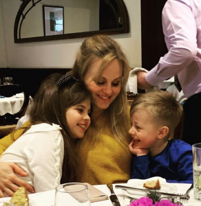 The actress with her children