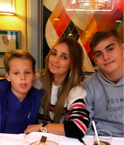 (Credit: louiseredknapp Instagram)