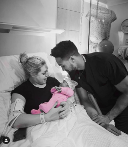 (Credit ashleybanjogram Instagram)