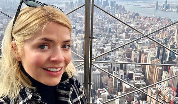 Holly Willoughby (Credit: Instagram @hollywilloughby)