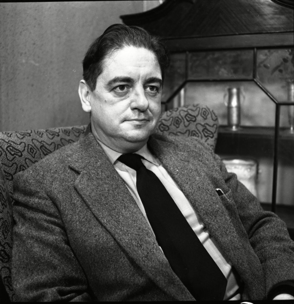 Editorial use only Mandatory Credit: Photo by ITV/REX/Shutterstock (9214392ko) Frank Pemberton (as Frank Barlow) "Coronation Street" TV Series - 1961 Coronation Street is a long running Television soap opera set in the fictional North of England town of Weatherfield. Created by Tony Warren. First broadcast on December 9th, 1960. Produced by ITV Granada.