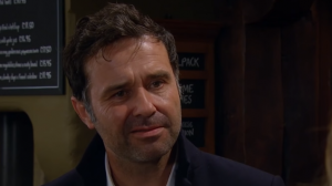 Drunk Graham to daddy Graham to dead Graham... (Credit: ITV)