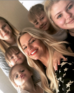 Kerry, Molly, Lilly, Max, Heidi and DJ