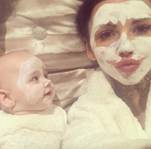 Sallie Axl and daughter Savannah-blu