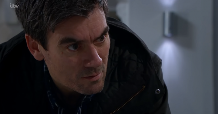 cain dingle finds out Joe Tate is alive