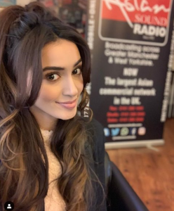 The actress thinks she shouldn't have been sacked over the offensive tweets (