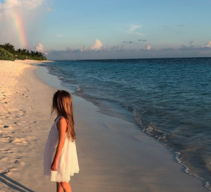 Credit: Instagram @hollywilloughby