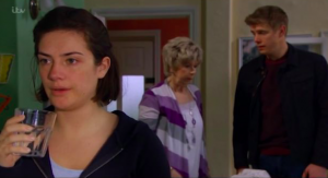 Robert tries to play hero regarding Victoria's rape